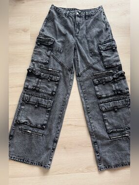 Fashion Nova Black Acid-Wash Cargo Jeans size 11
